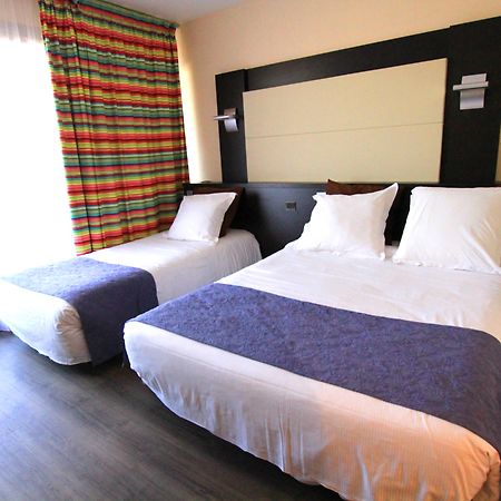 The Originals City, Hotel Galaxie, Nice Aeroport Saint-Laurent-du-Var Bagian luar foto