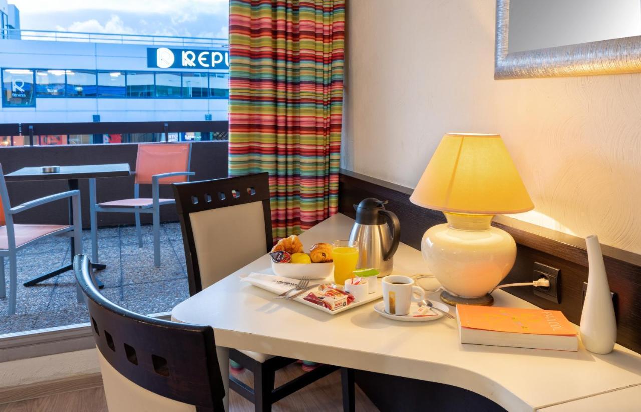 The Originals City, Hotel Galaxie, Nice Aeroport Saint-Laurent-du-Var Bagian luar foto