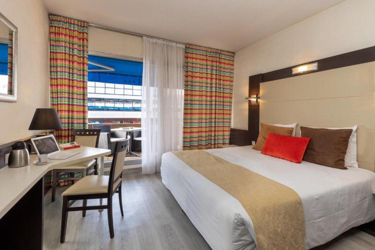 The Originals City, Hotel Galaxie, Nice Aeroport Saint-Laurent-du-Var Bagian luar foto