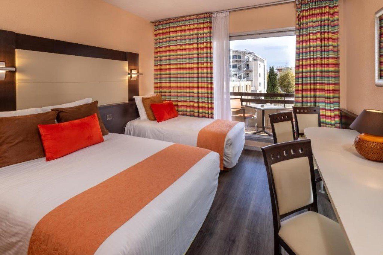 The Originals City, Hotel Galaxie, Nice Aeroport Saint-Laurent-du-Var Bagian luar foto