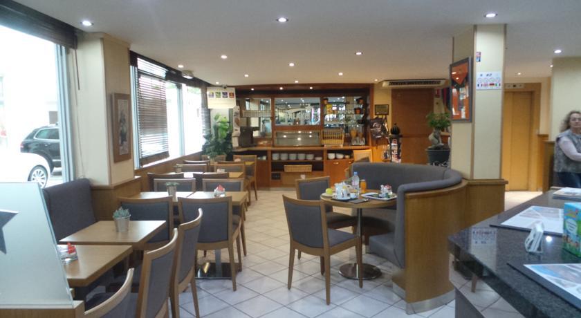 The Originals City, Hotel Galaxie, Nice Aeroport Saint-Laurent-du-Var Bagian luar foto